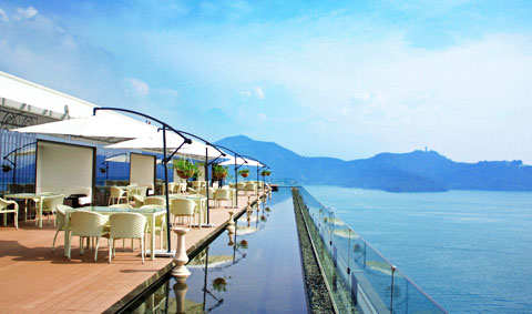 custmo tour 2 days sun moon lake