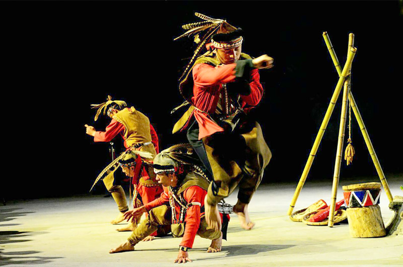 鄒族原民部落文化表演