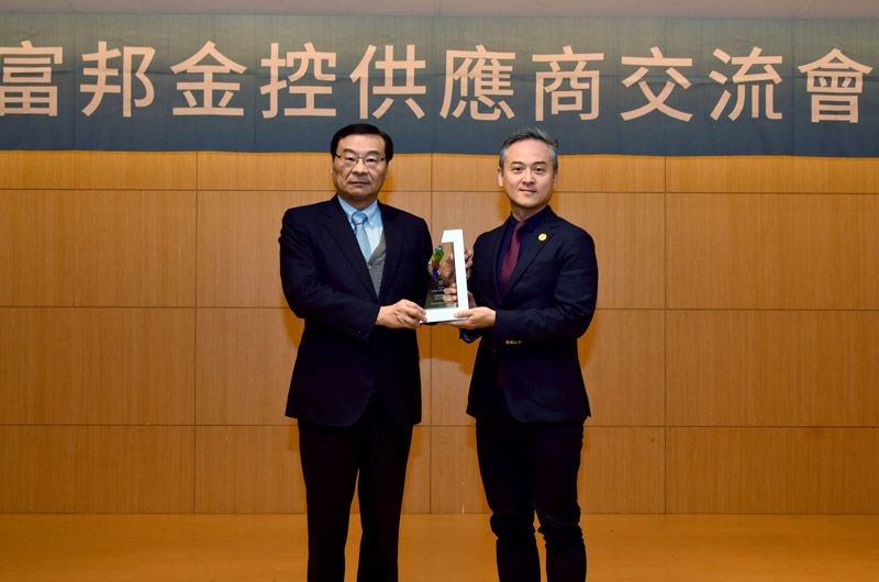 可樂旅遊榮獲富邦金控2025供應商永續評鑑卓越精進獎肯定