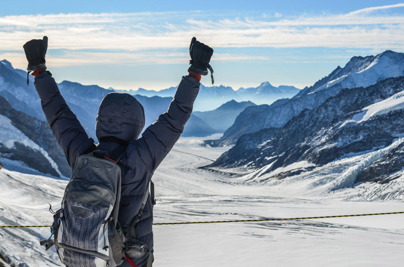 高雄出發推薦前往歐洲度假，可以搭乘百年齒軌火車及艾格快線纜車