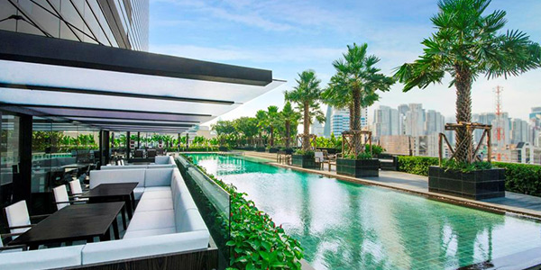 曼谷素坤逸路假日酒店