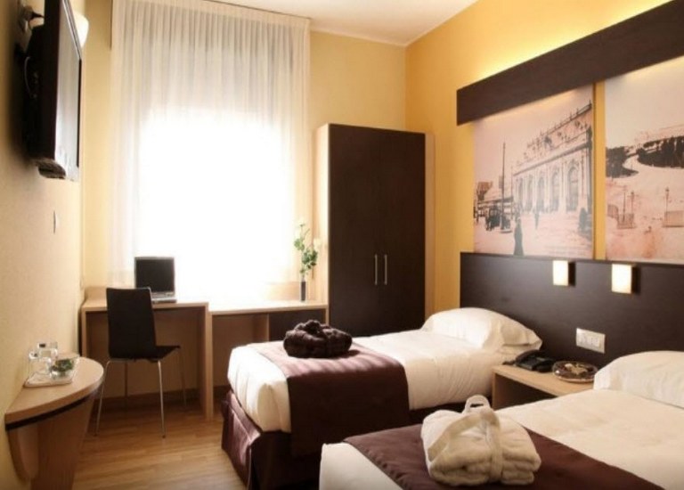  B&B HOTEL MILANO PORTELLO