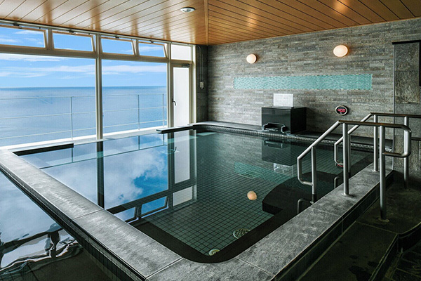 坎帕納船舶酒店