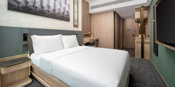 香港蘇豪希爾頓摩庭酒店