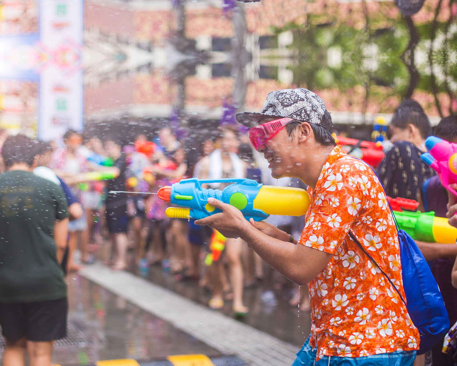 泰國潑水節 潑水戰區席隆路