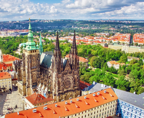 網路限定》布拉格自由配