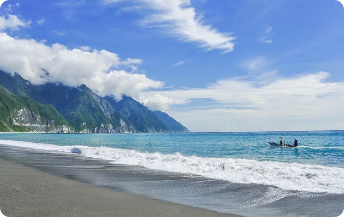 火車旅遊.華信航空》花蓮自選飯店自由行3日