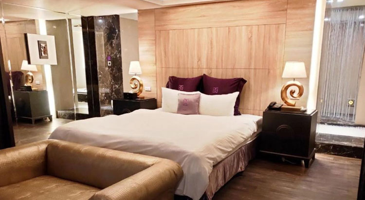 探索汽車旅館-南港館