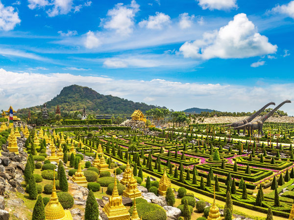 泰國 暹羅海天派對.泰式雙享風情.太空主題酒店.全程五星飯店5日