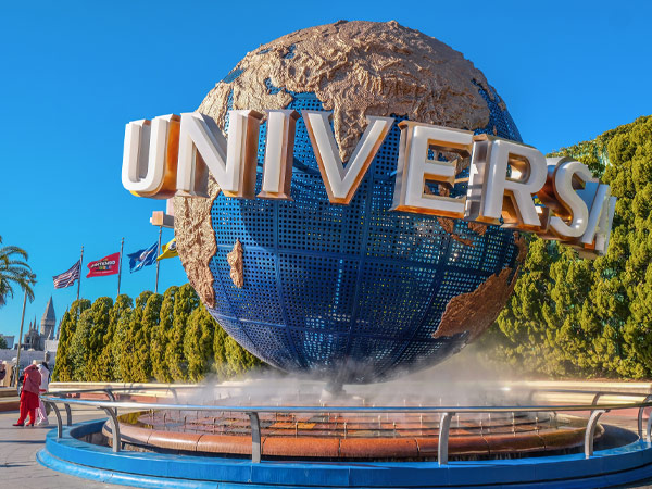 日本 關西 日本環球影城.快速通關四項券.新春包場派對.影城外圍飯店5日