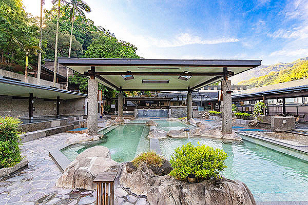 高鐵旅遊－FUN暑假》新北三峽大板根森林溫泉酒店.汽車自駕自由行2日