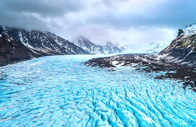 冰島極光不思議》藍湖地熱溫泉.冰川健行體驗.金環風景線.兩晚住宿巴黎9日
