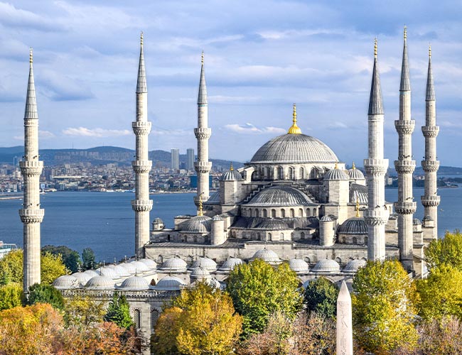 快閃土耳其》雪白棉花堡.卡帕多奇亞連泊.艾菲索斯古城10日