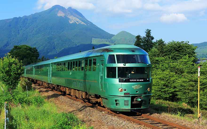 九州鐵道旅行》二見浦夫婦岩.三隈川屋形船.和牛燒肉放題.由布院之森列車5日 九州鐵道旅行》二見浦夫婦岩.三隈川屋形船.和牛燒肉放題.由布院之森列車5日