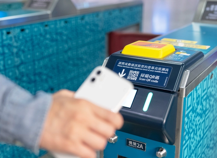 持有遊客全日通 可於有效日無限次搭乘港鐵及輕鐵