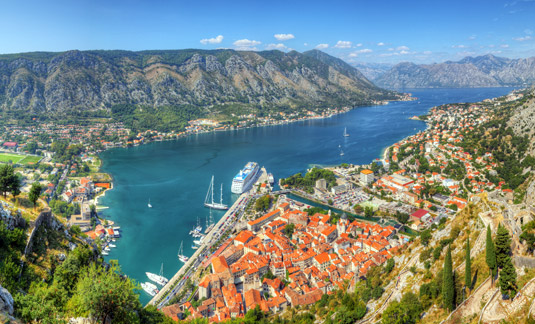 蒙地內哥羅 (黑山共和國) 科特峽灣