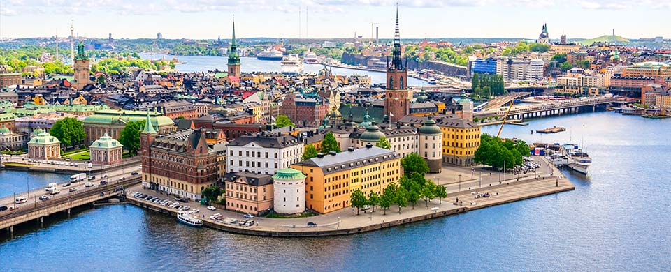 斯德哥爾摩<span>瑞典首都，瀕波羅的海，梅拉倫湖入海處，島嶼與湖水交錯，有著「北歐威尼斯」的美稱，被譽為世界最美的城市，也是世界上博物館最多的城市之一。</span>