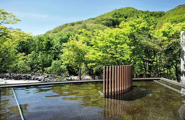 星野集團 奧入瀨溪流飯店 露天溫泉