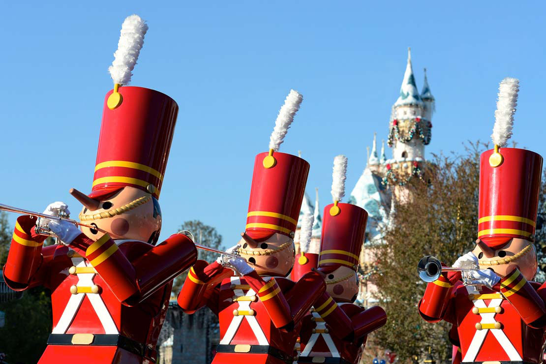 聖誕慶典 加州迪士尼