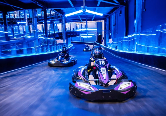 聖淘沙 HyperDrive 室內電動卡丁車 聖淘沙 HyperDrive 室內電動卡丁車