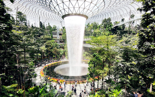 新馬限定GO》金沙濱海灣.馬來服體驗.彩虹黑風洞.米其林美食.大紅花渡假村5日