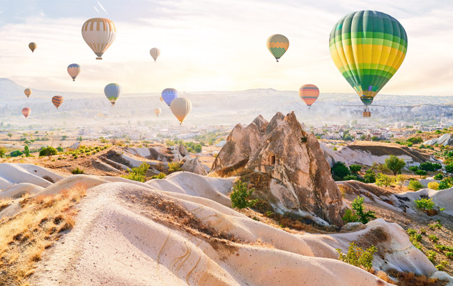 限量土耳其》雪白棉花堡.古都布爾薩.卡帕多奇亞連泊.艾菲索斯古城10日
